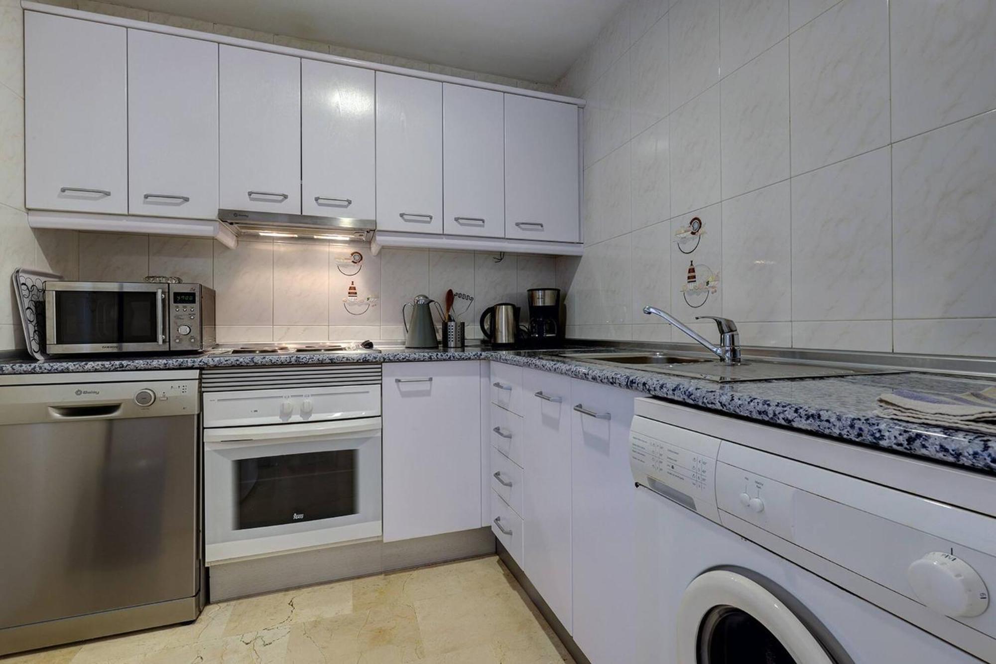053 - Two Bed Mijas Golf Apartment In Popular Matchroom Golf Club Fuengirola Eksteriør bilde